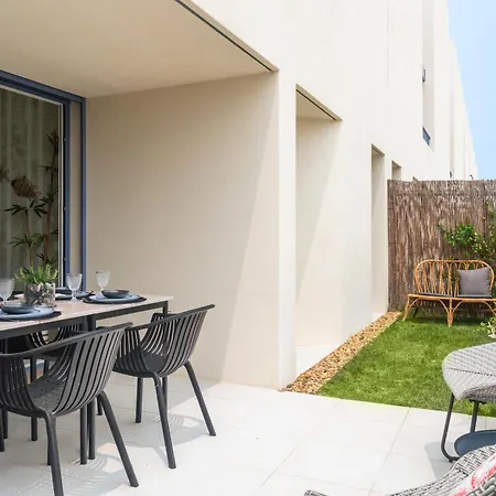 Apartment Castelo 122 -